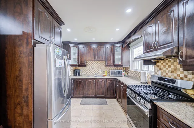 Additional image 22 of 1730 Albion Rd Unit 29