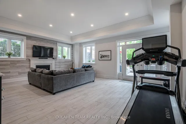 Additional image 41 of 157 Florence Ave