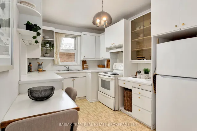 Additional image 11 of 64 Mooreshead Dr