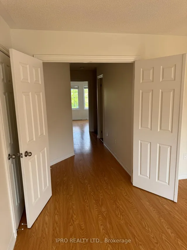 Additional image 25 of 893 Transom Cres