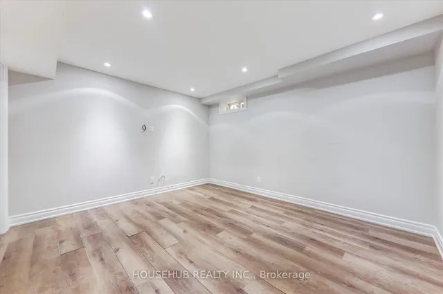 Additional image 34 of 697 Ambroise Cres