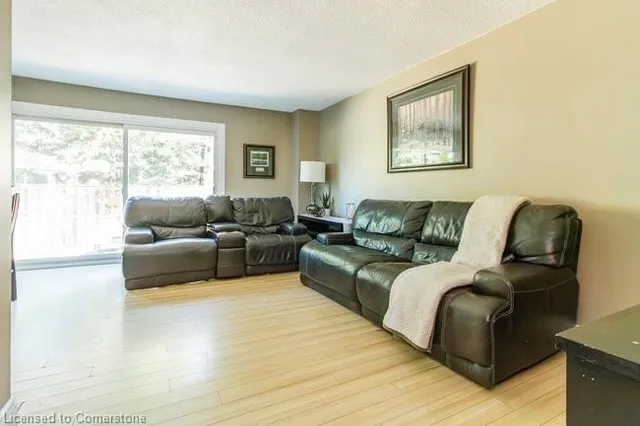 Additional image 10 of 890 Limeridge Rd Unit 41