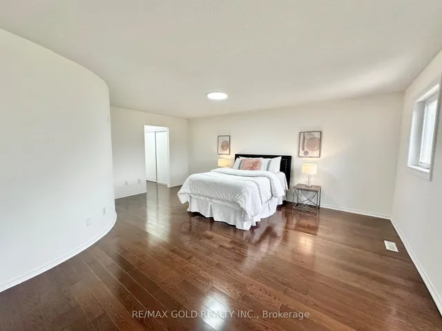 Additional image 29 of 6296 Culmore Cres