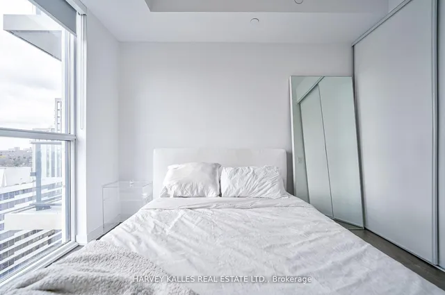 Additional image 22 of 609 Avenue Rd Unit 1604