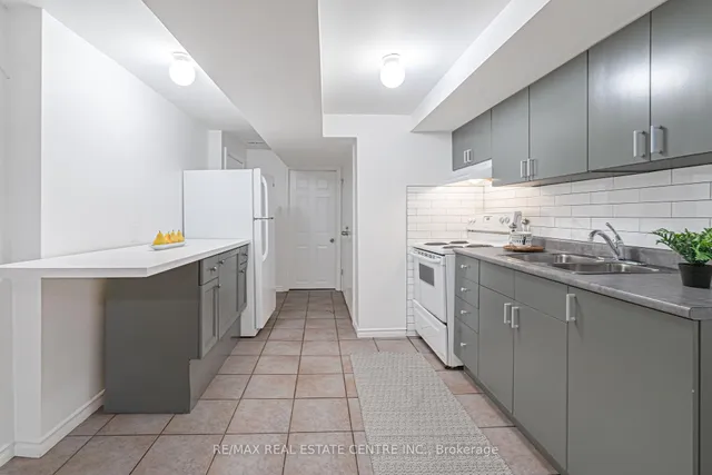 Additional image 32 of 49 Osler St