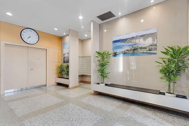 Additional image 8 of 68 Grangeway Ave Unit 616