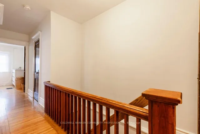 Additional image 24 of 203 Locke St