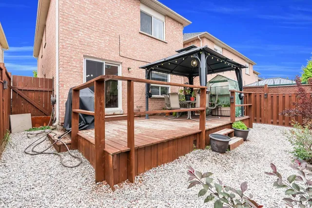 Additional image 16 of 14 Olivett Lane