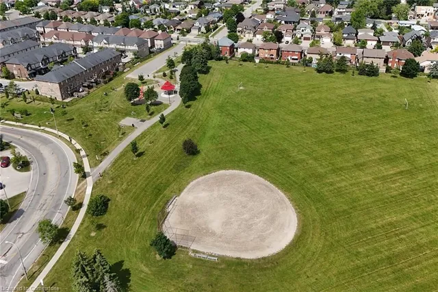 Additional image 42 of 67 Pinewoods Dr