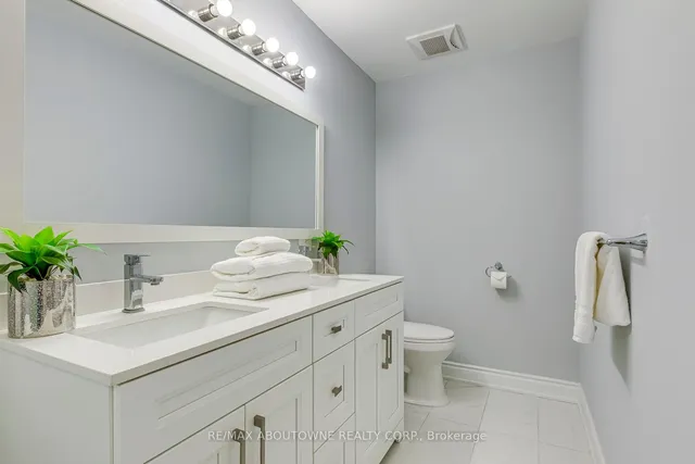 Additional image 26 of 2387 Heslop St