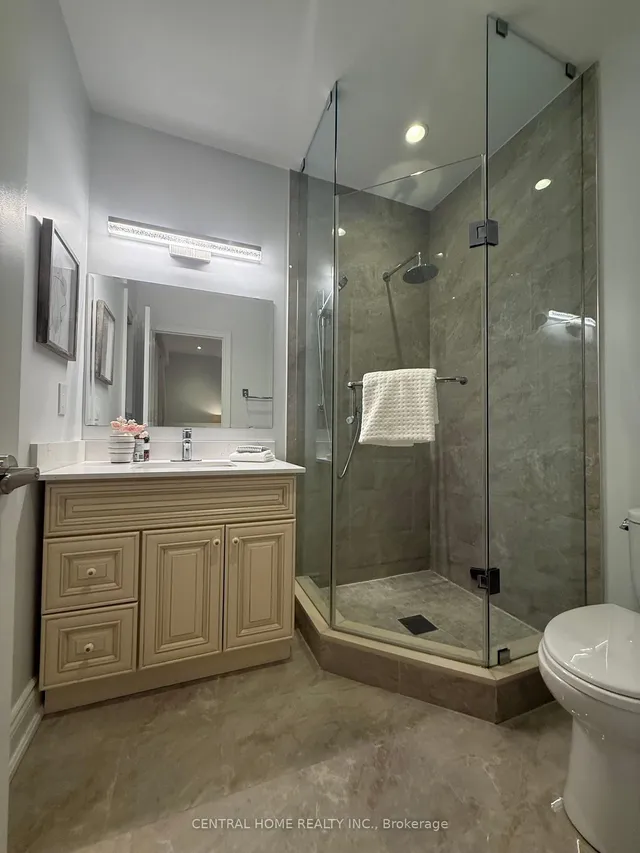 Additional image 28 of 298. Poyntz Ave