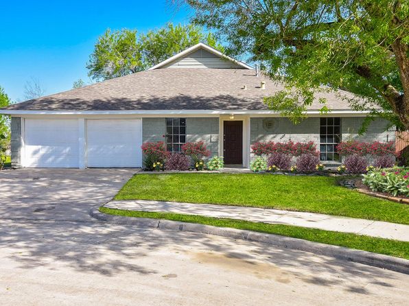 4018 Tidewater Dr, Houston, TX 77045
