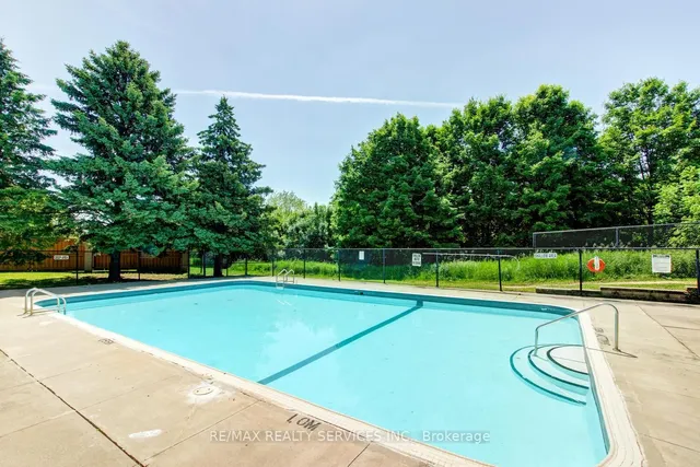 Additional image 37 of 112 Ashton Cres Unit 112