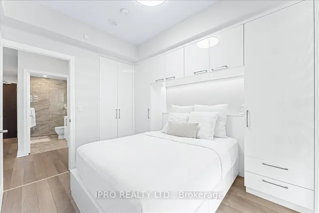 Additional image 15 of 39 ANNIE CRAIG Dr Unit 708