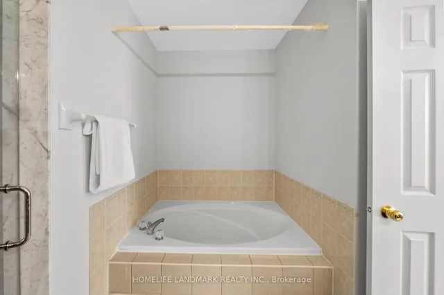 Additional image 14 of 1034 Blueheron Blvd