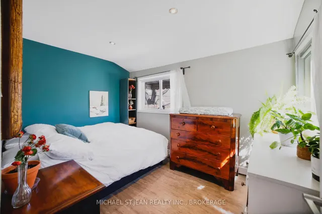 Additional image 22 of 10 Alice St