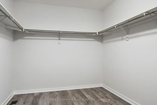 Additional image 29 of 65 West Glen Ave