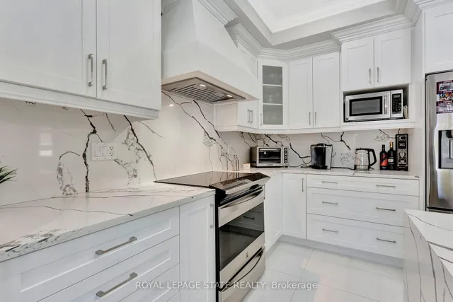 Additional image 13 of 7 Bernini Crt