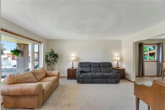 Additional image 6 of 182 Solomon Cres