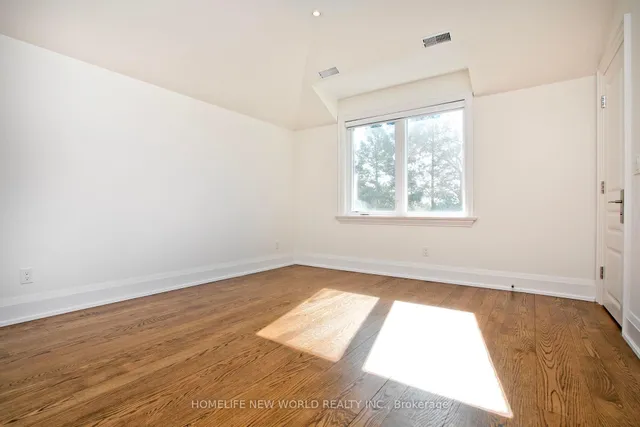 Additional image 29 of 302. Johnston Ave