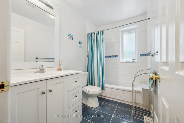 Additional image 31 of 22 Fairmeadow Ave