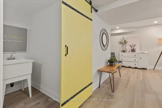 Additional image 29 of 769 Shortreed Cres