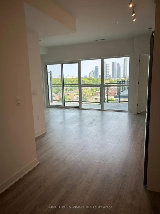 Additional image 6 of 25 Neighbourhood Lane Unit 1012