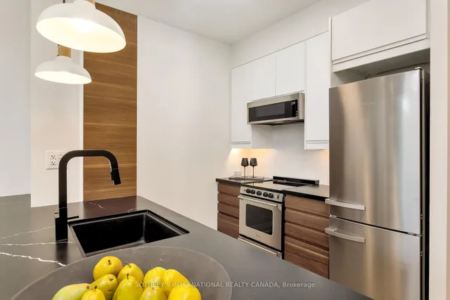 Additional image 6 of 3391 Bloor St Unit 201