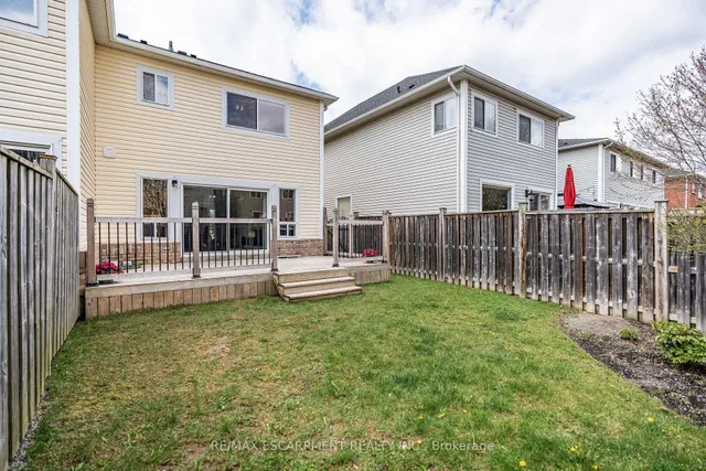 Additional image 34 of 76 Blue Sky Tr