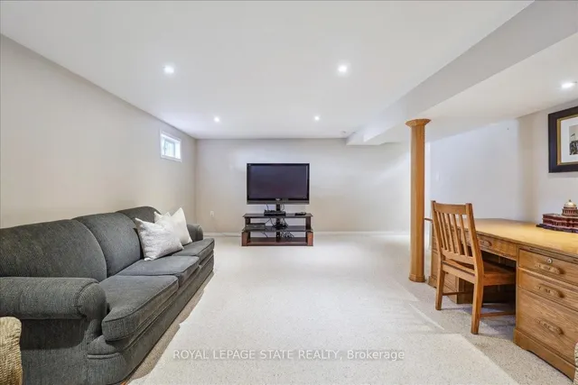 Additional image 36 of 68 Greenwood St