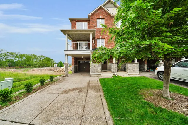 19 Nisbet Blvd