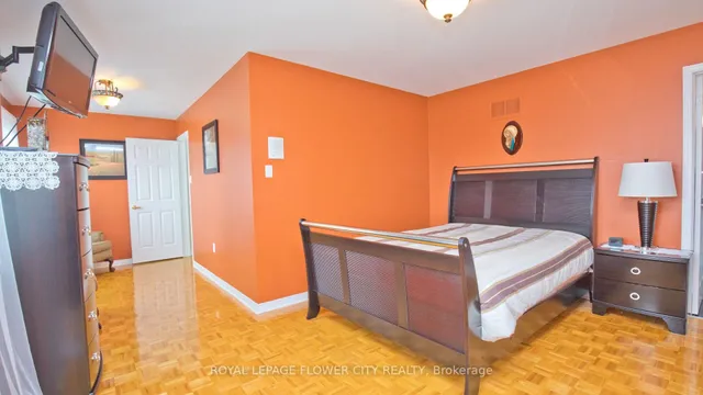 Additional image 25 of 627 Driftcurrent Dr