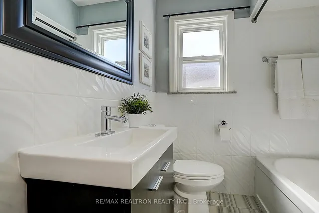 Additional image 34 of 25 Muldrew Ave