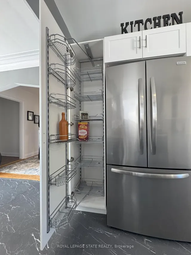 Additional image 17 of 366 Aberdeen Ave