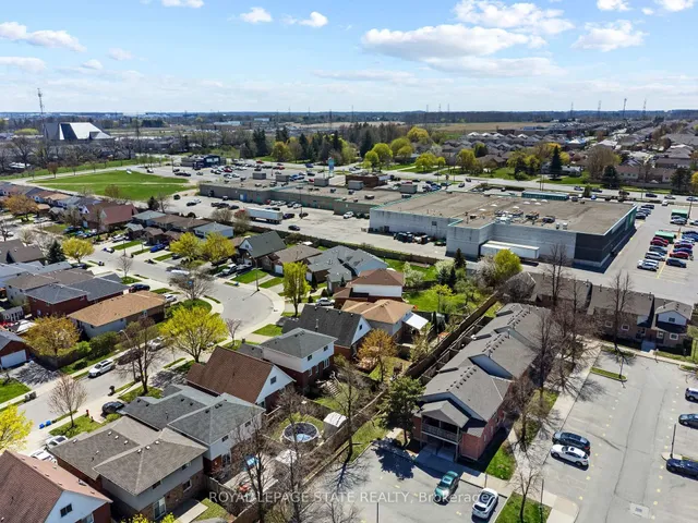 Additional image 32 of 741 Acadia Dr