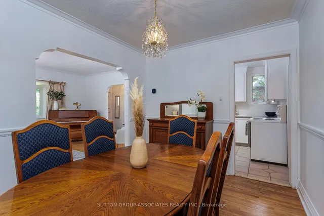 Additional image 10 of 8 Monkton Ave