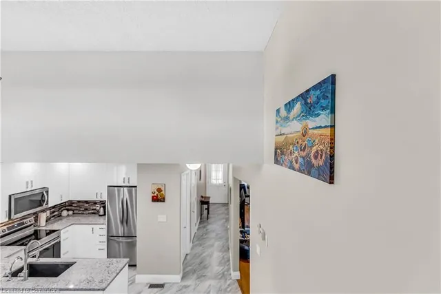 Additional image 19 of 244 Newbury Dr