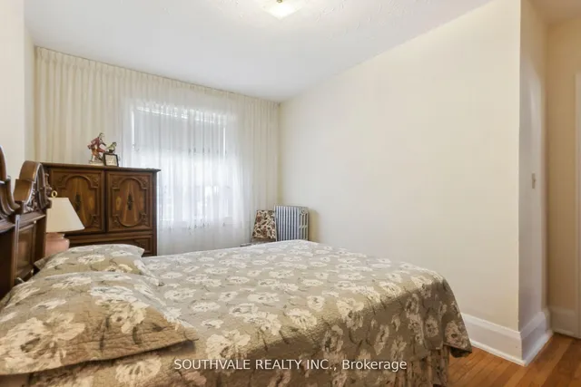 Additional image 26 of 67 Kings Park Blvd