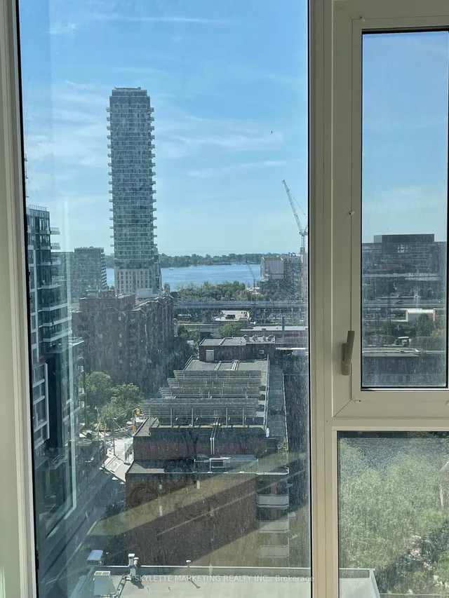 Additional image 13 of 158 Front St Unit 1315