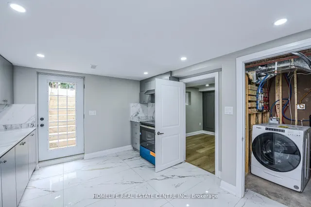 Additional image 33 of 37 Newlyn Cres