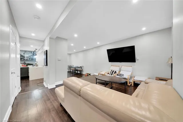 Additional image 6 of 199 Bay St