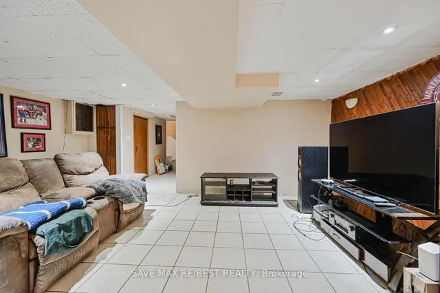 Additional image 42 of 15 Ashurst Cres