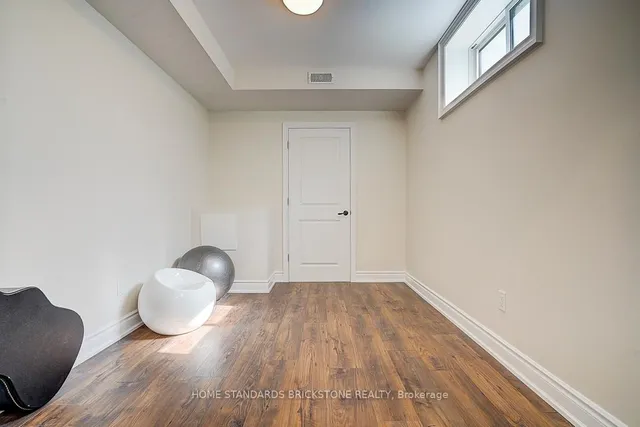 Additional image 40 of 36 Abitibi Ave