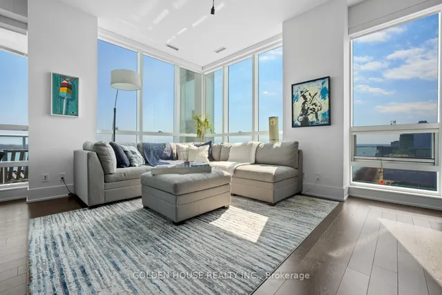 Additional image 12 of 55 Merchants' Wharf Unit 1023