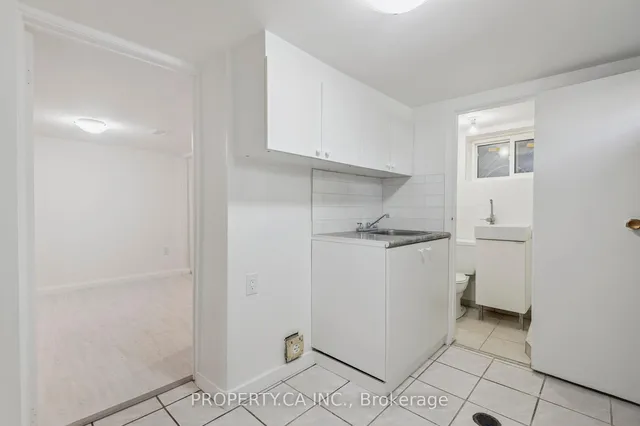 Additional image 38 of 176 Gillard Ave