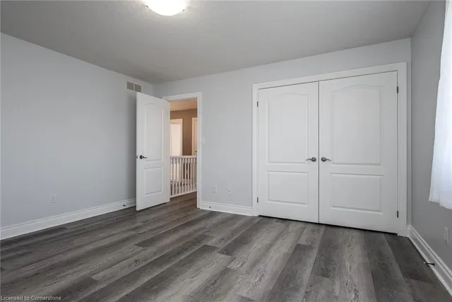 Additional image 29 of 35 Yarrow Crt