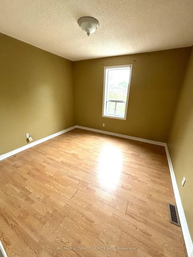 Additional image 10 of 46 BRISTOL Ave