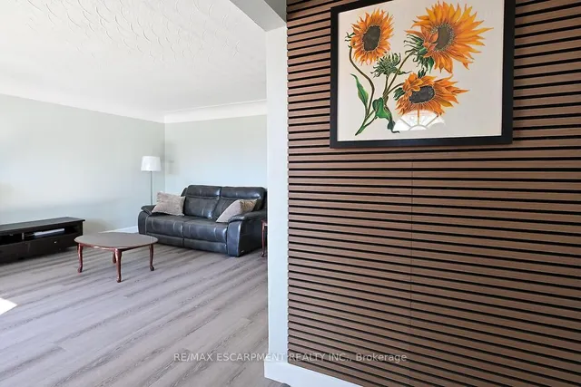 Additional image 3 of 333 East 42nd St