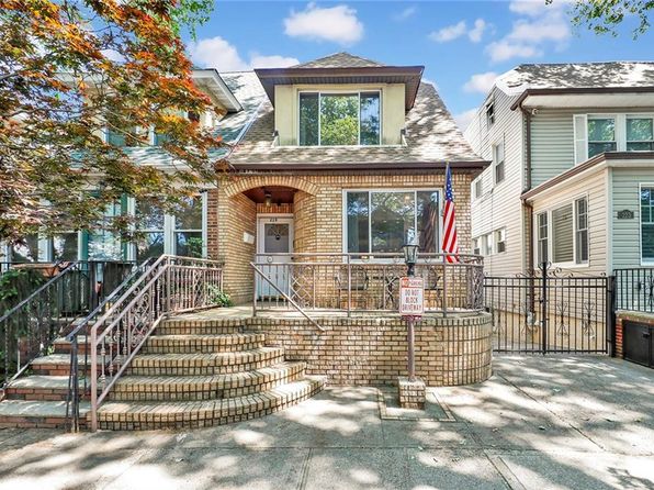 219 90th St, Brooklyn, NY 11209