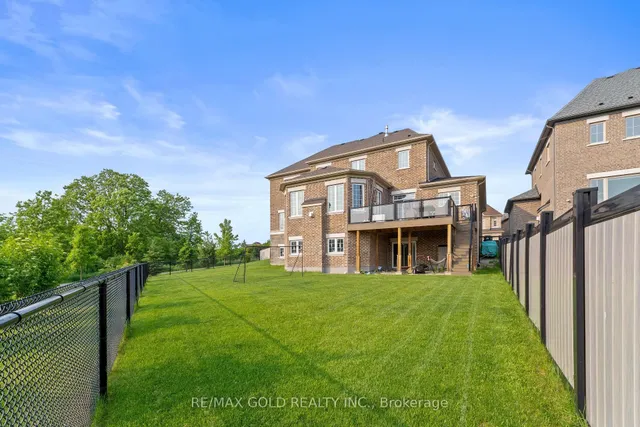 Additional image 31 of 40 Autumn Olive Way